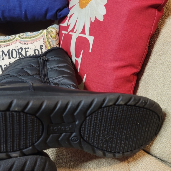 Totes Joni DK Weather Boots in Black - Picture 4 of 10